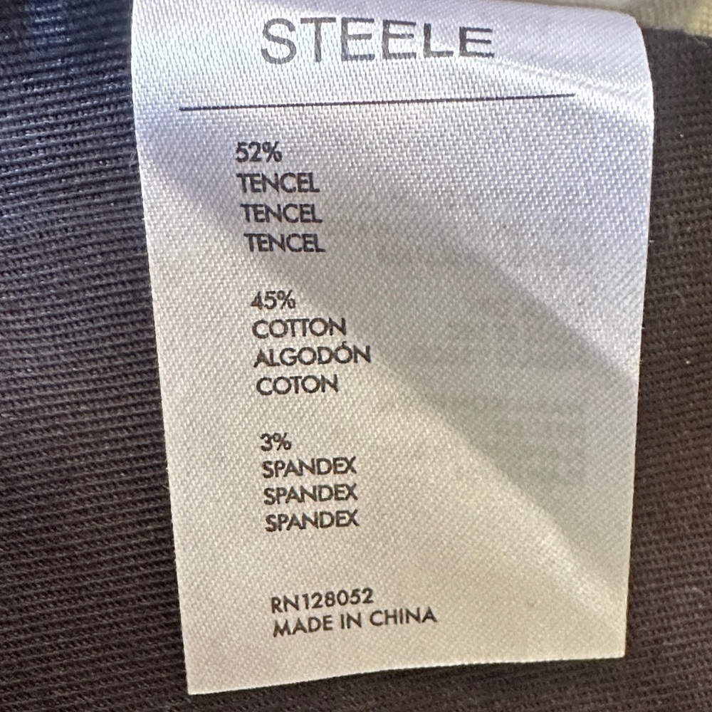 NWT! Steele Black Crop Top With Buckle Details qSize Small - Picture 8 of 9